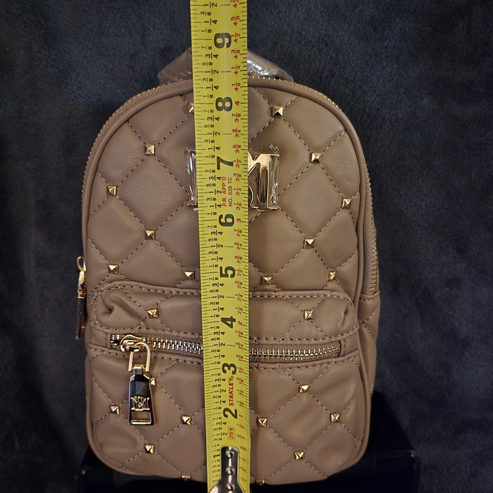 Elegant Taupe Quilted Backpack - Picture 6 of 9